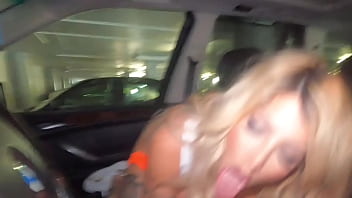 Inked Hooters server gives a car blowjob for a generous tip